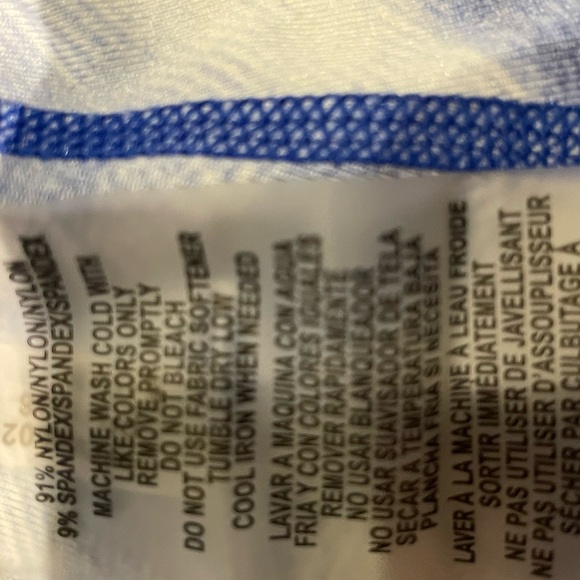 Calvin Klein Performance cropped capris - Picture 3 of 4